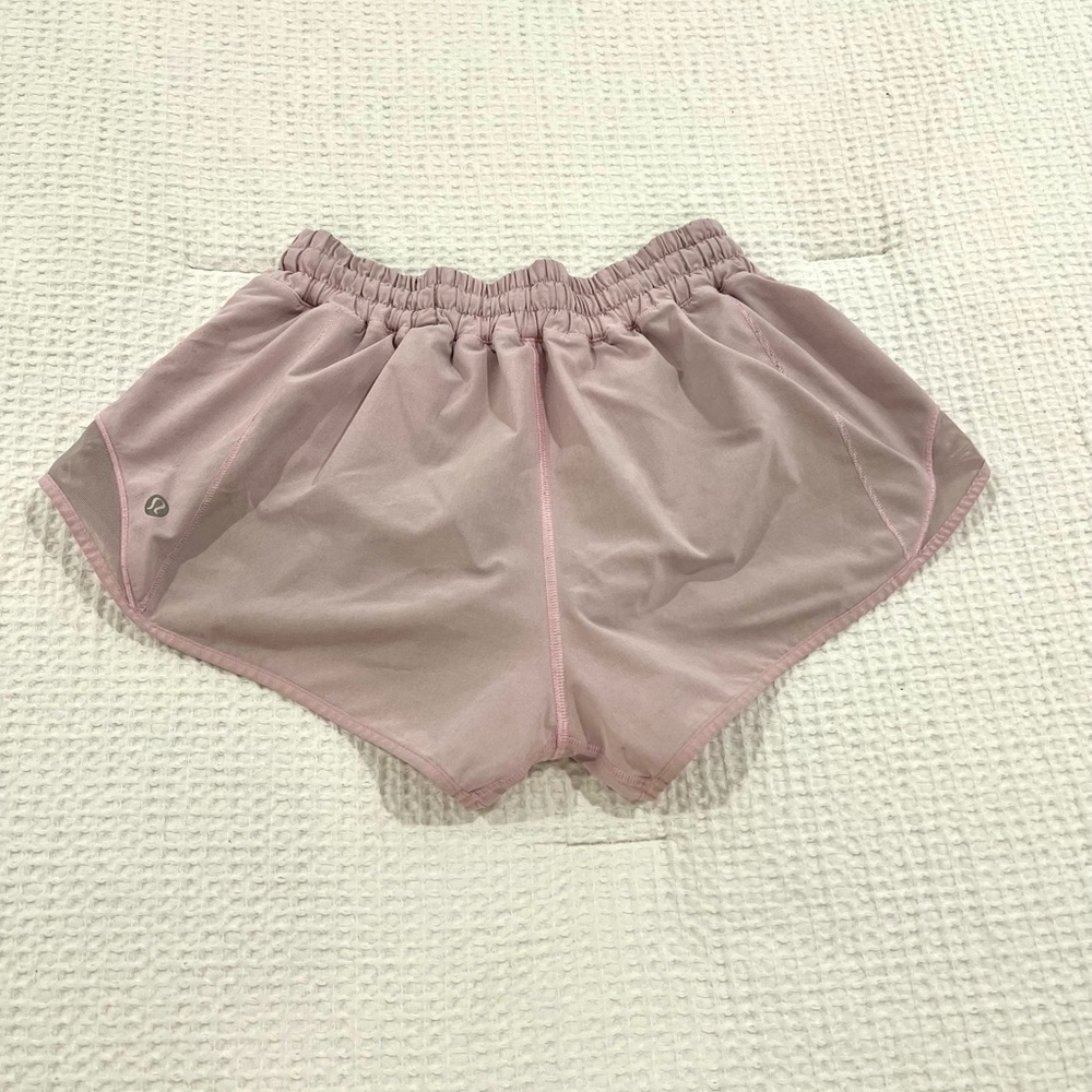lulu lemon hotty hot shorts